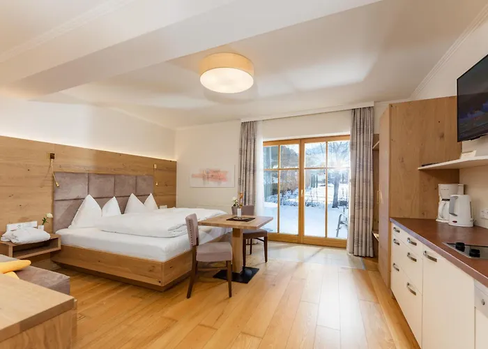 Hotell Parkvilla Vital 4*